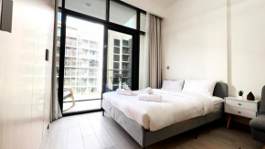 Studio in Azizi Riviera 10 mins to Downtown